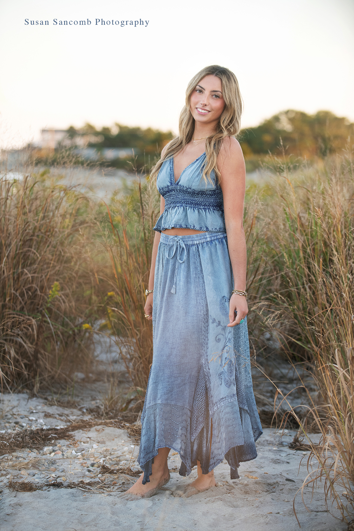 Autumn Senior Session at the Beach: South Kingstown, Rhode Island ...